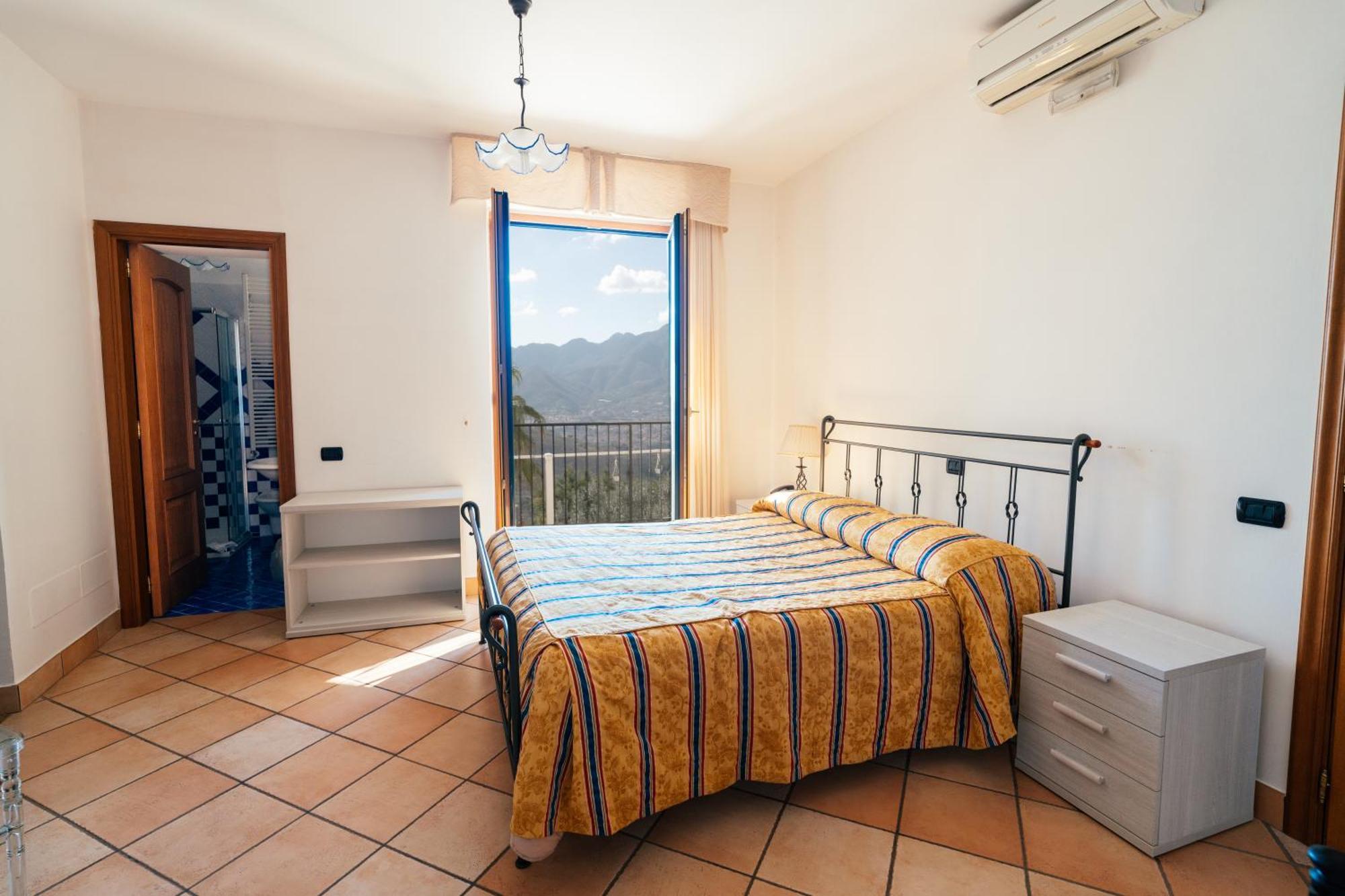 Villa Al Rifugio กาวา เด ตีร์เรนี ภายนอก รูปภาพ