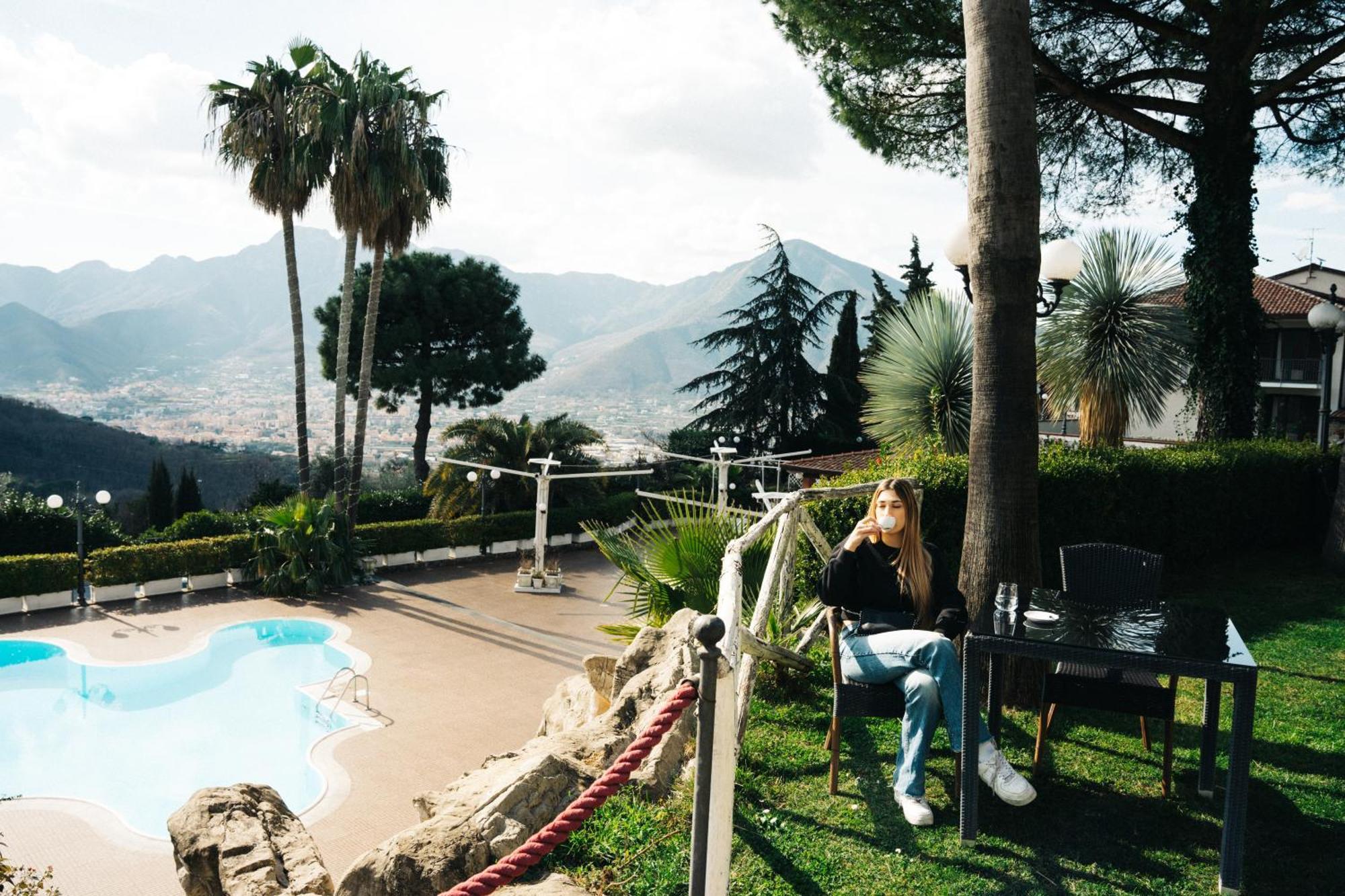 Villa Al Rifugio กาวา เด ตีร์เรนี ภายนอก รูปภาพ